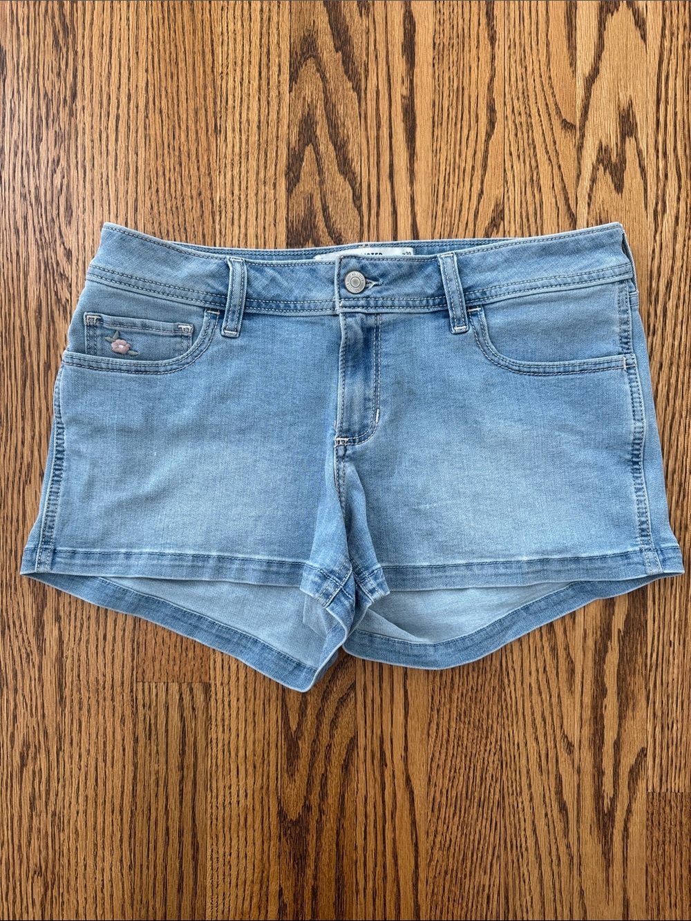 Hollister Light Wash Denim Jean Shorts